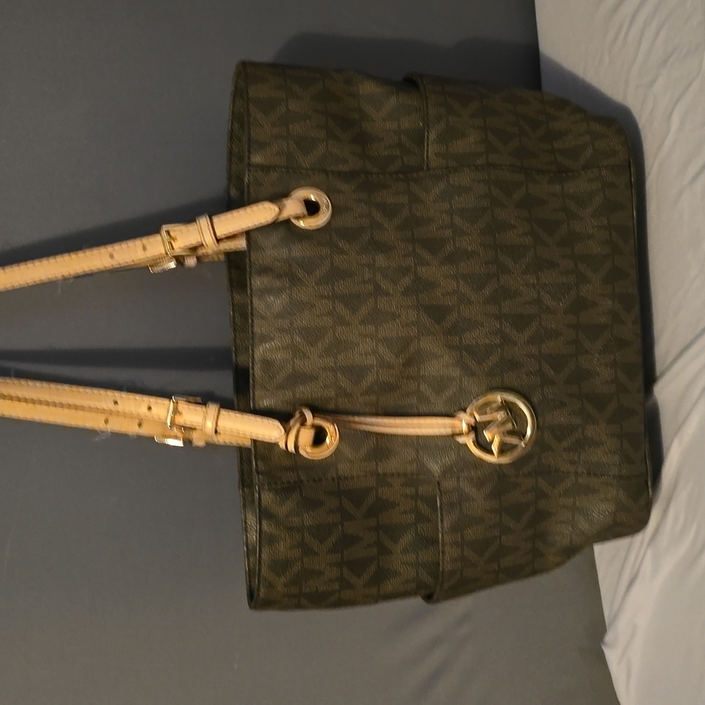 Michael Kors bag